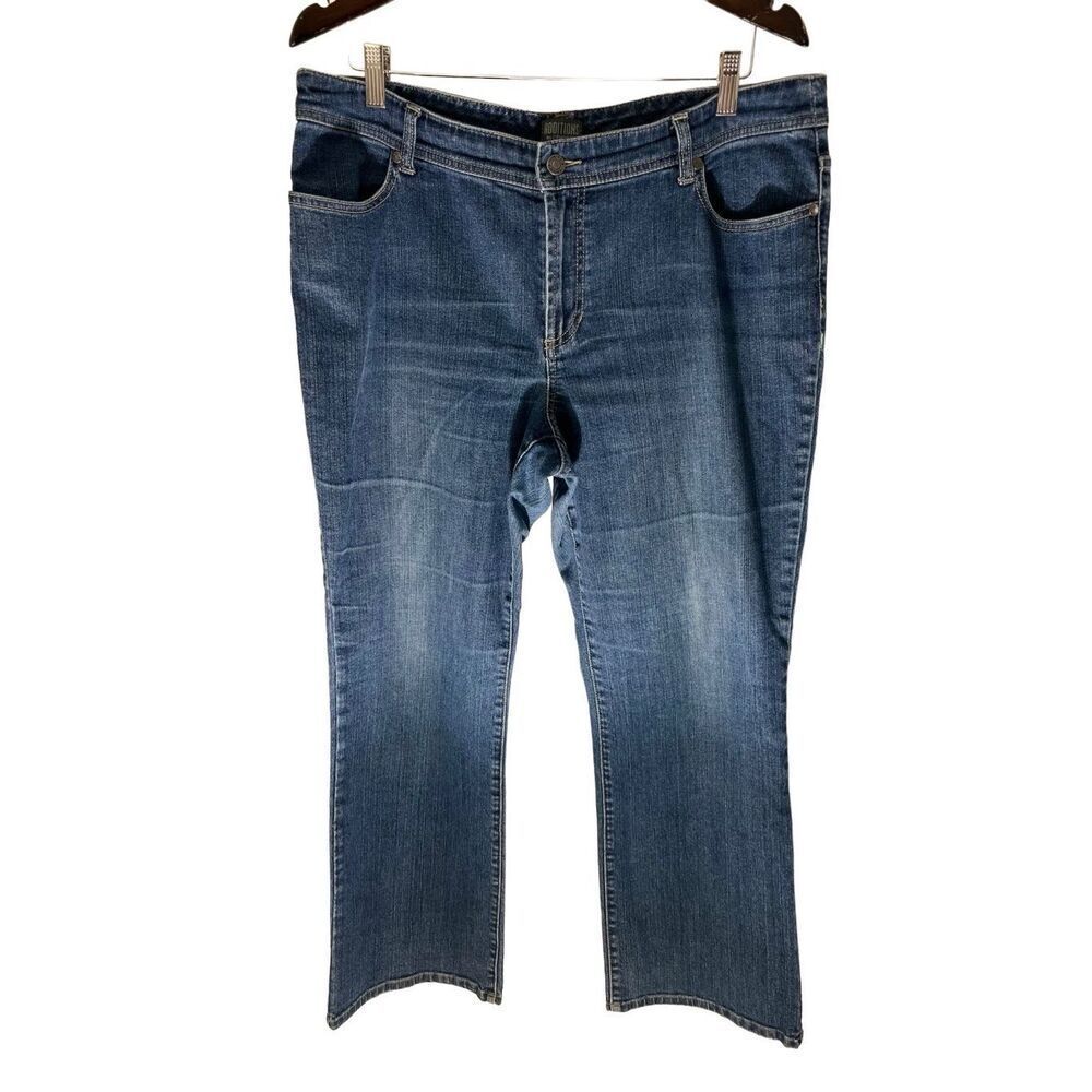 Additions by Chicos Jeans Womens SZ 2.5 Short High Rise Bootcut Jeans‎ Dark Wash